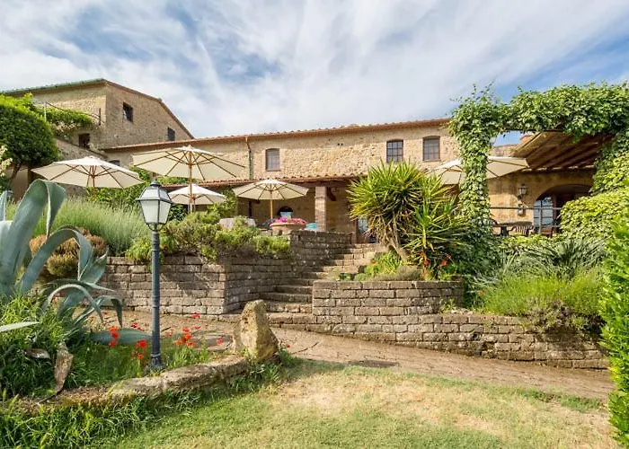 Le Valli Tuscany * ポマランチェ