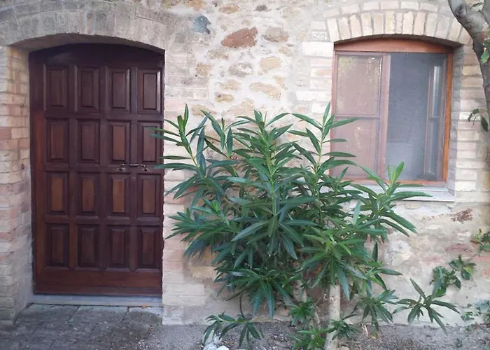 Le Valli Tuscany アパート ポマランチェ